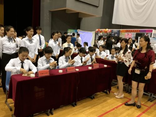 选择高薪金融专业 开启职业发展的